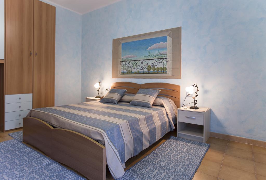 Rita B&B Sea Sun And Nature Santa Maria la Palma Δωμάτιο φωτογραφία