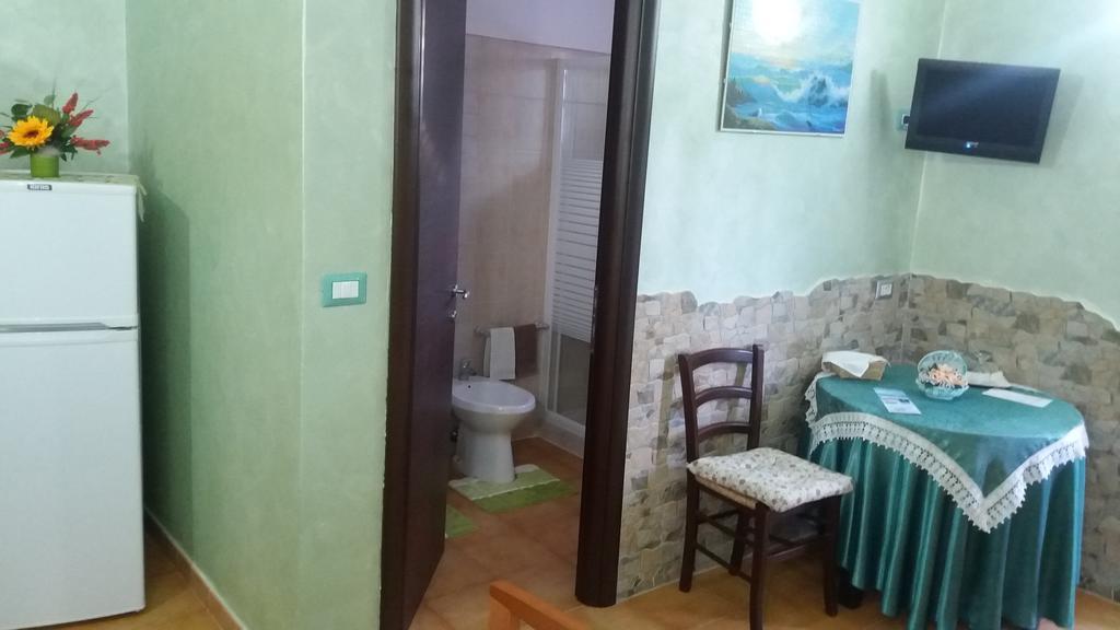 Rita B&B Sea Sun And Nature Santa Maria la Palma Εξωτερικό φωτογραφία
